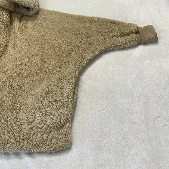 HYFVE WOMENS SIZE SMALL SHERPA JACKET/WRAP.HOODIE - Picture 5 of 9